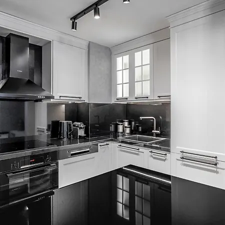 Ena Boutique & Residences Szálloda