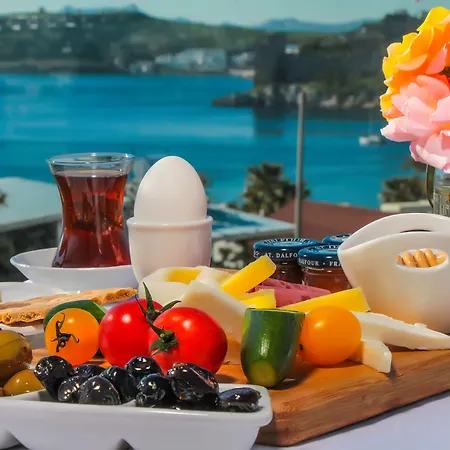 Hotel Ena Boutique & Residences