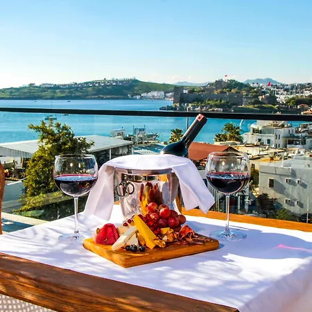 Szálloda Ena Boutique & Residences 4*