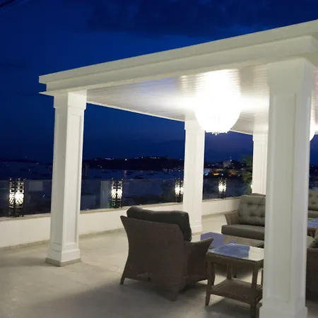 Ena Boutique & Residences Szálloda 4*