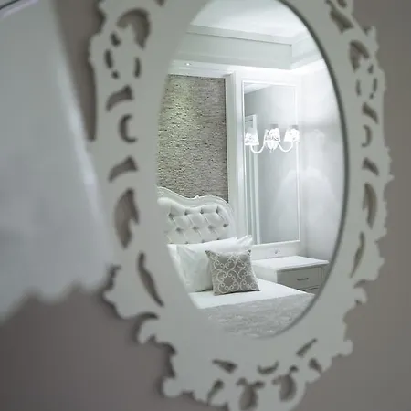 Szálloda Ena Boutique & Residences