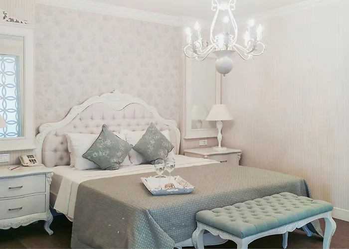 Ena Boutique & Residences Ξενοδοχείο