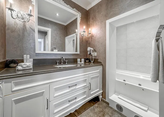 Ena Boutique & Residences