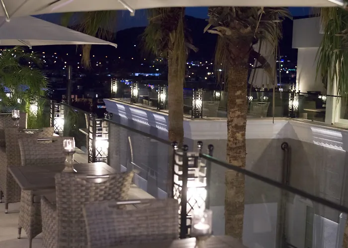 Ena Boutique & Residences Hotel