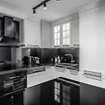 Ena Boutique & Residences فندق
