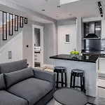 فندق Ena Boutique & Residences