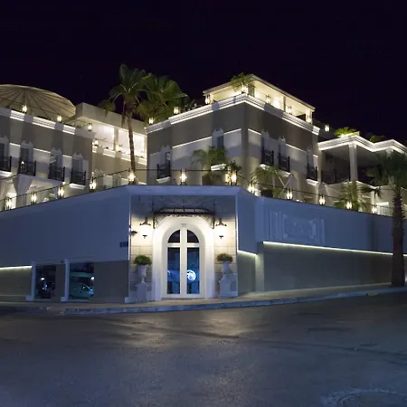 Ena Boutique & Residences Hotel 4*
