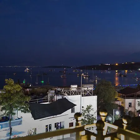 Ena Boutique & Residences Hotell
