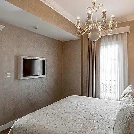 Ena Boutique & Residences 酒店 4*