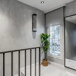 מלון Ena Boutique & Residences 4*