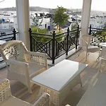 מלון Ena Boutique & Residences