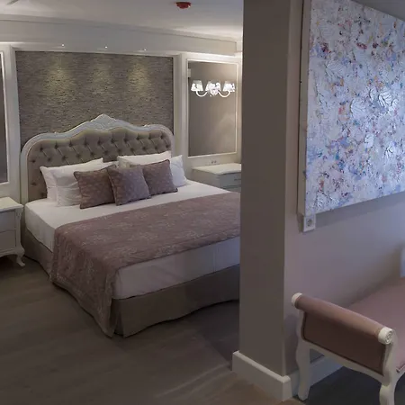 Ena Boutique & Residences 4* בודרום