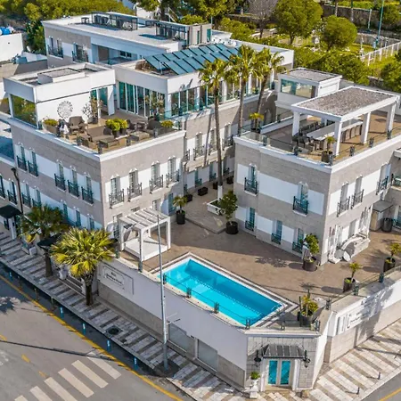 מלון Ena Boutique & Residences