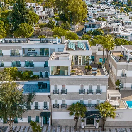 מלון Ena Boutique & Residences 4*