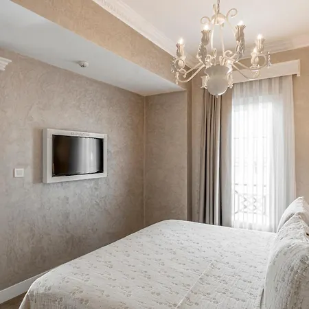 Otel Ena Boutique & Residences