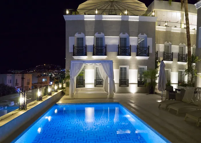 Hotell Ena Boutique & Residences