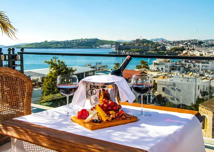 Hotell Ena Boutique & Residences 4*